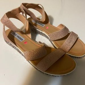 Brand new steve madden sandals